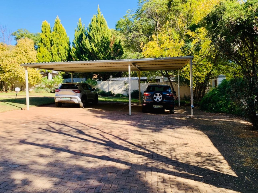 4 Bedroom Property for Sale in Waverley Free State
